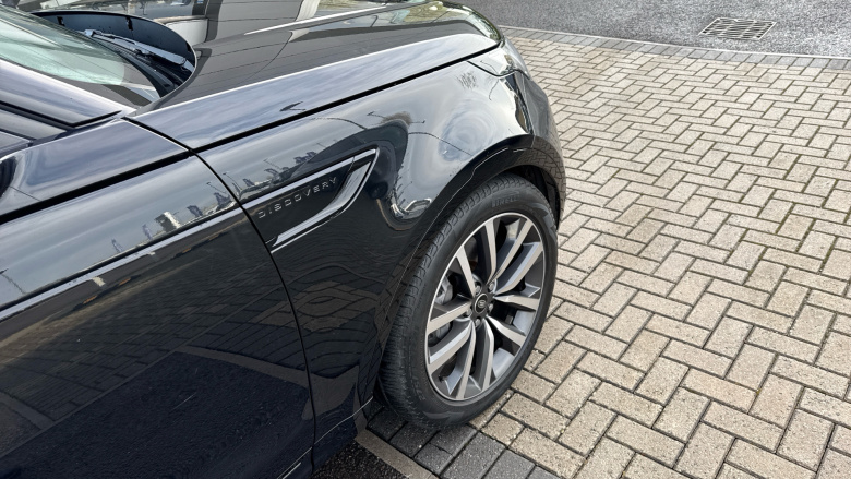 Land Rover Discovery 3.0 P360 R-Dynamic SE 5dr Auto Petrol Station Wagon